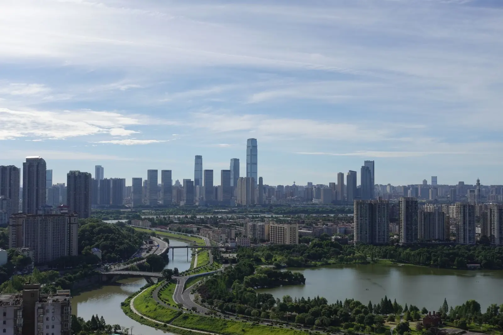 2025年人力资源行业趋势分析：AI技术如何重塑招聘与用工管理